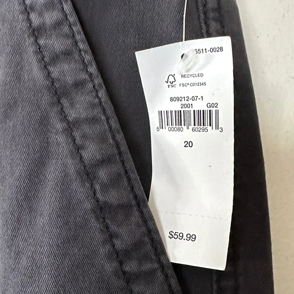 GAP Girlfriend Khaki - Dark Gray Wide Leg Ankle Pants. Size 20. - Picture 4 of 10